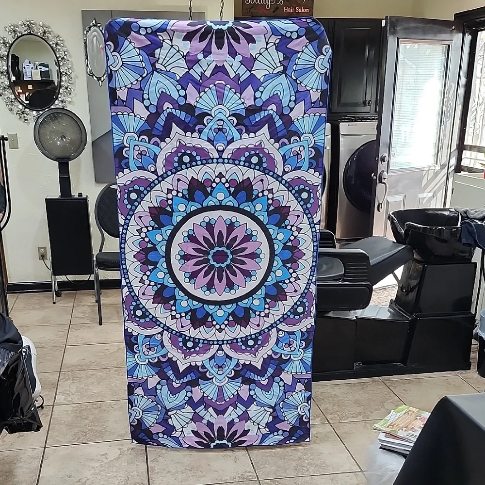 REVERSIBLE MANDELA/GEOMETRIC MICROFIBER BEACH TOWEL